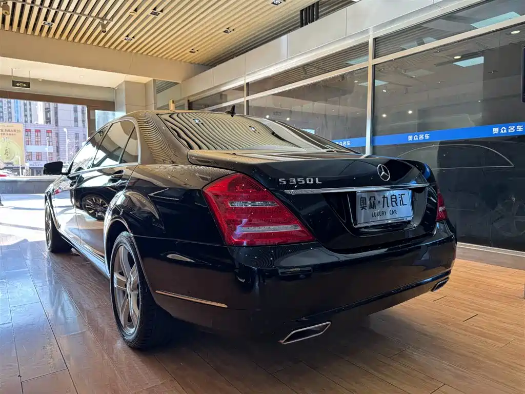 Mercedes-Benz S-Class 2012 S 300 L Premium Grand Edition фото 4