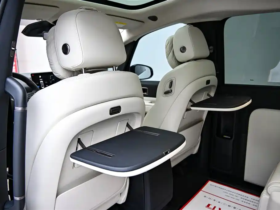 Li Auto MEGA 2025 2025 Model Home Family Special Edition