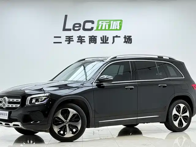 MERCEDES-BENZ GLB