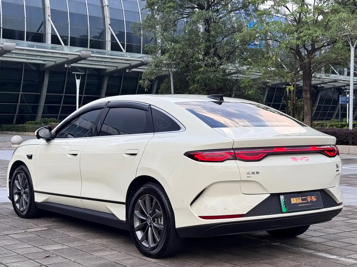 BYD Qin L 2025 EV 470KM Leading Edition фото 26