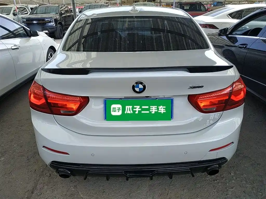 BMW 1 Series 2017 118i Sport фото 6