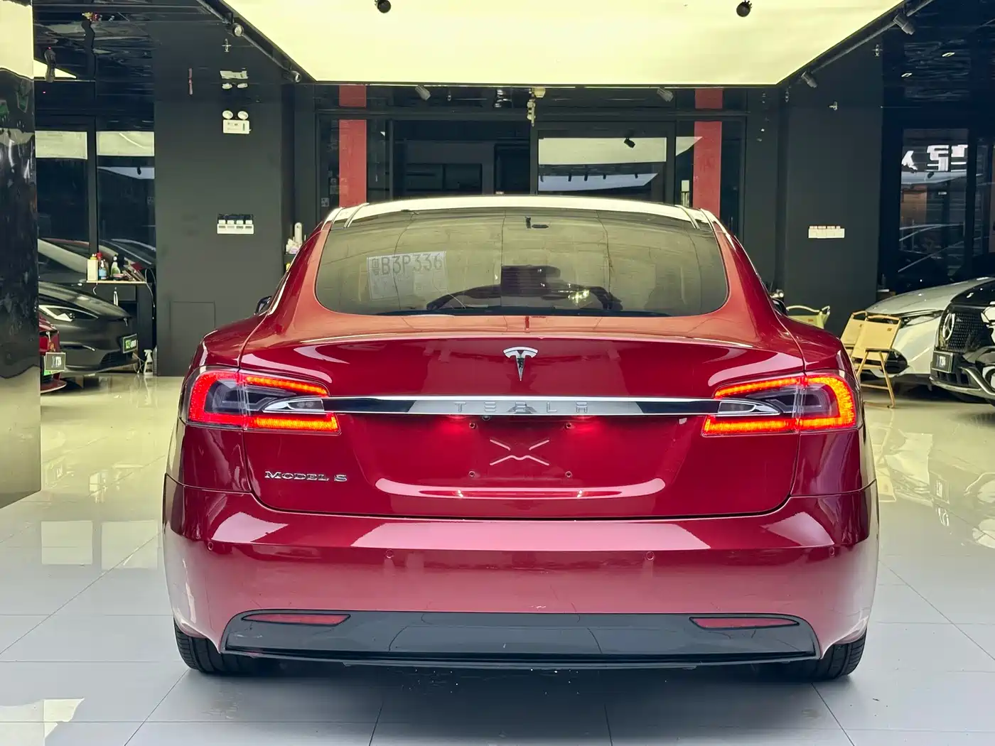 TESLA MODEL S