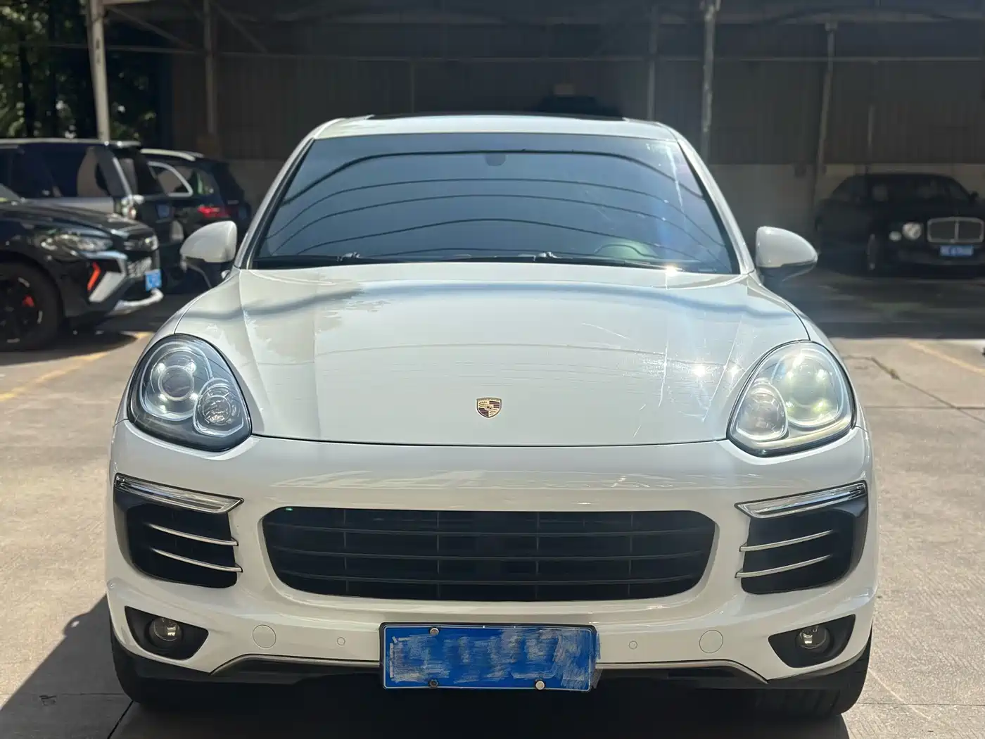 Porsche Cayenne 2016 Cayenne 3.0T фото 2