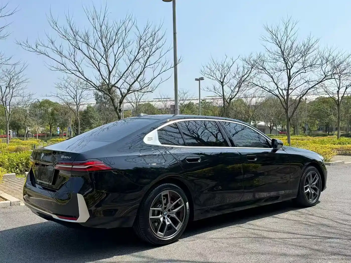 Фото 8 - BMW 5 Series