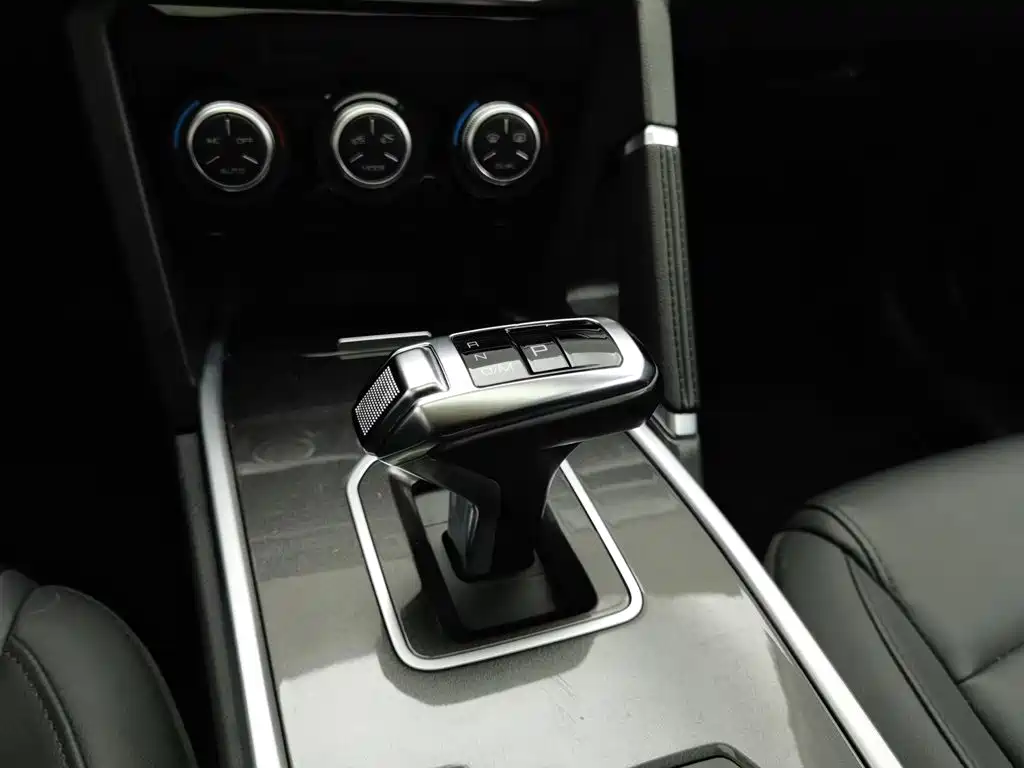 Фото 13 - Haval H6