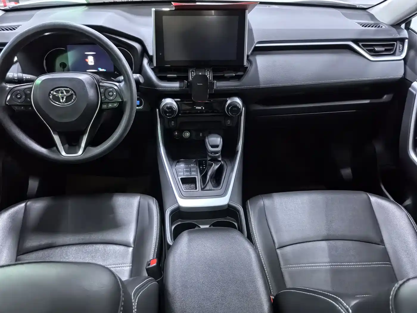 Toyota RAV4 Rongfang 2022 2.0L CVT 4WD Trend Edition фото 8