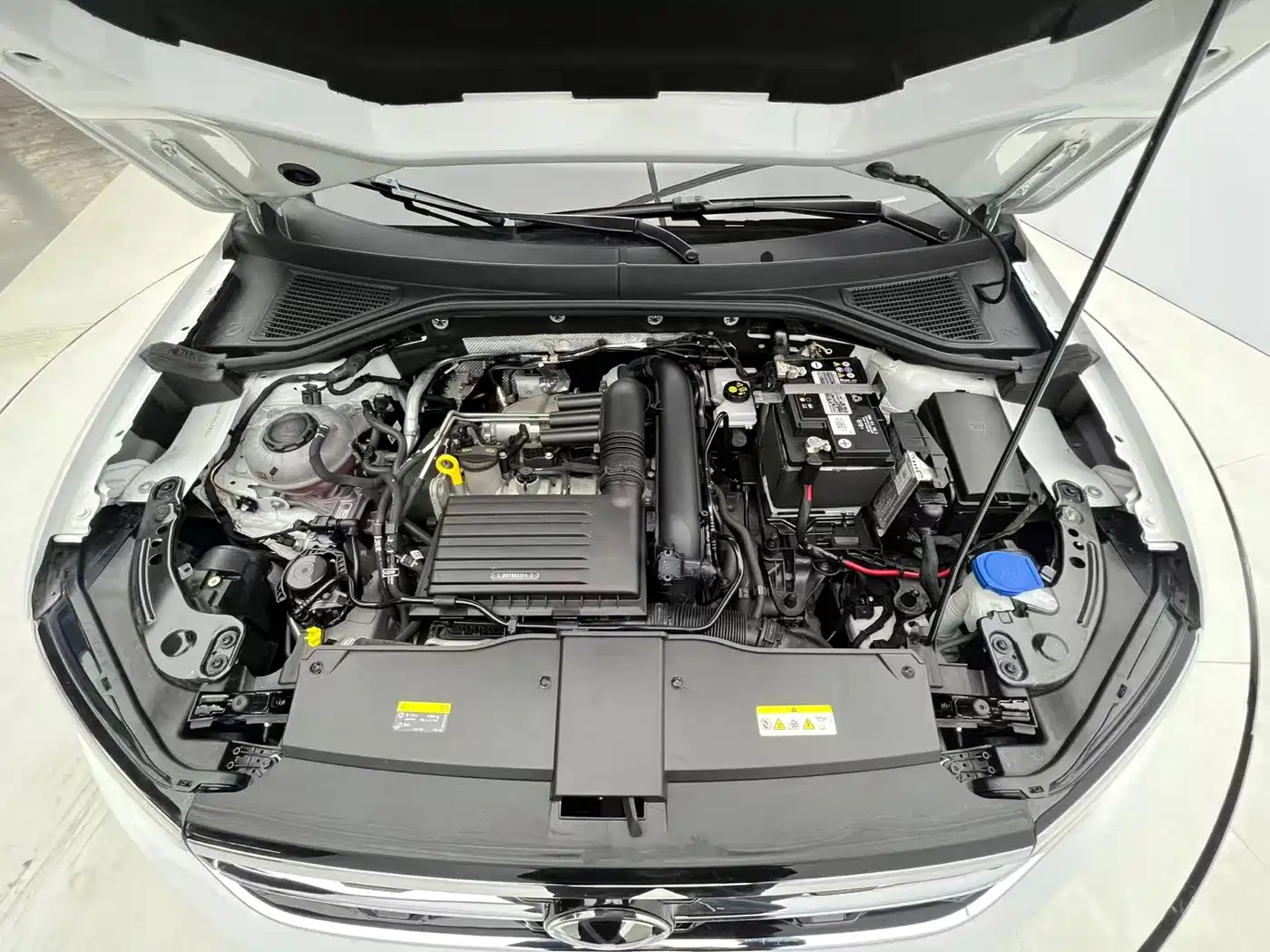 Volkswagen T-ROC 2023 280TSI DSG 2WD Time Edition фото 8