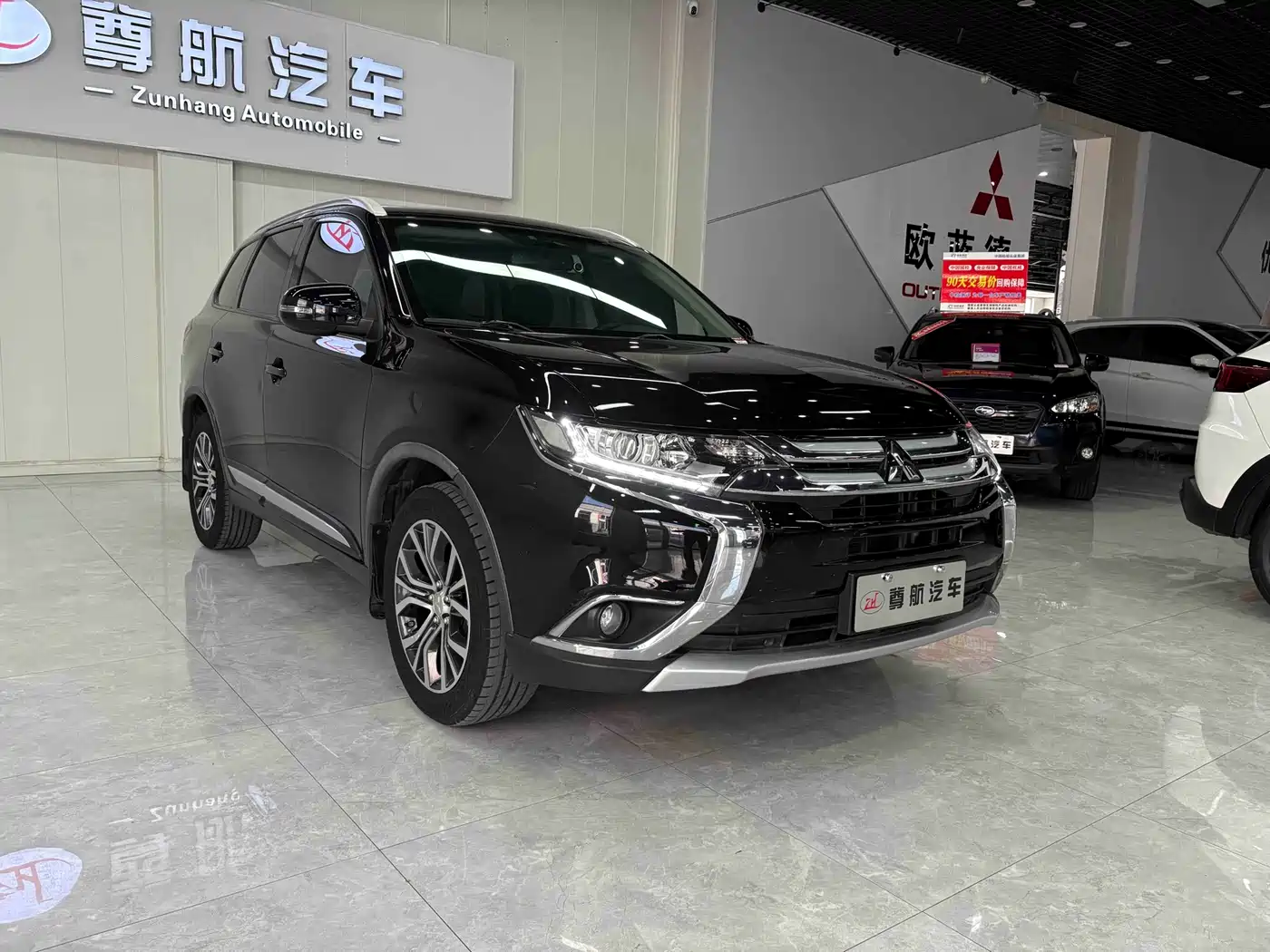 Mitsubishi Outlander 2018 2.0L 2WD Glory Edition 5-seater фото 9
