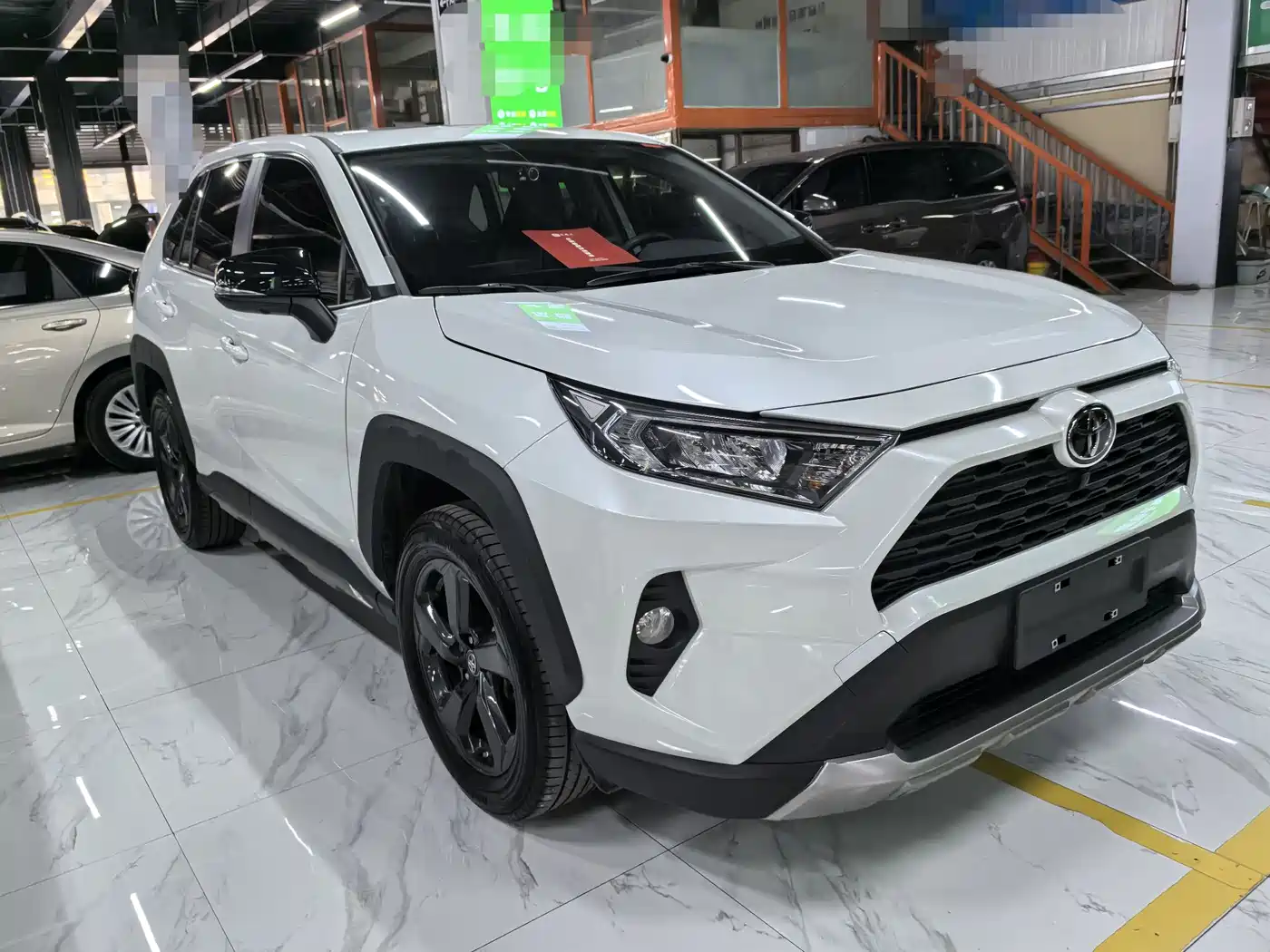 Toyota RAV4 Rongfang 2022 2.0L CVT 4WD Trend Edition фото 3