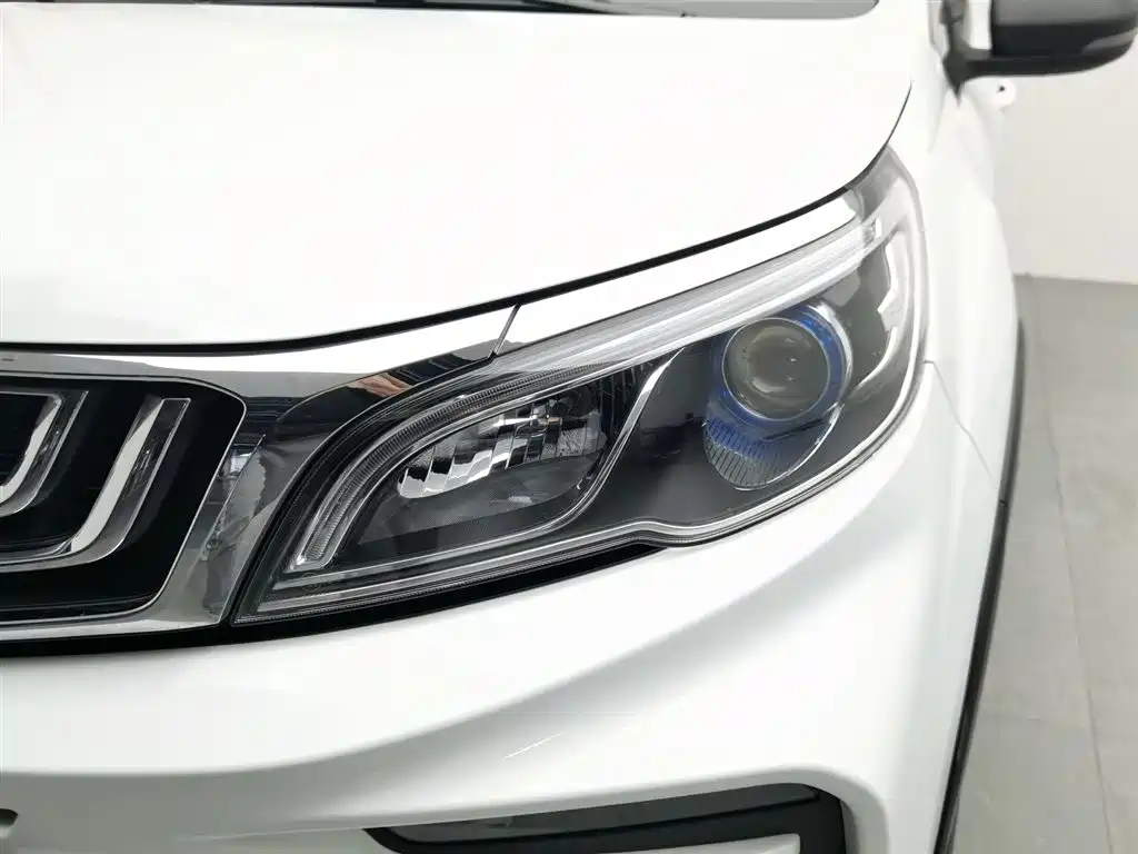 GEELY AUTOMOBILE VISION X3