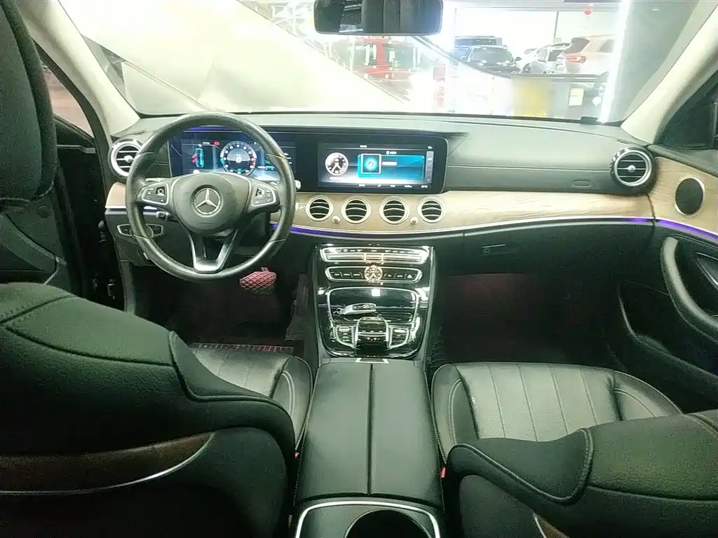 Mercedes-Benz E-Class 2016 E 300 L Fashion Type фото 10
