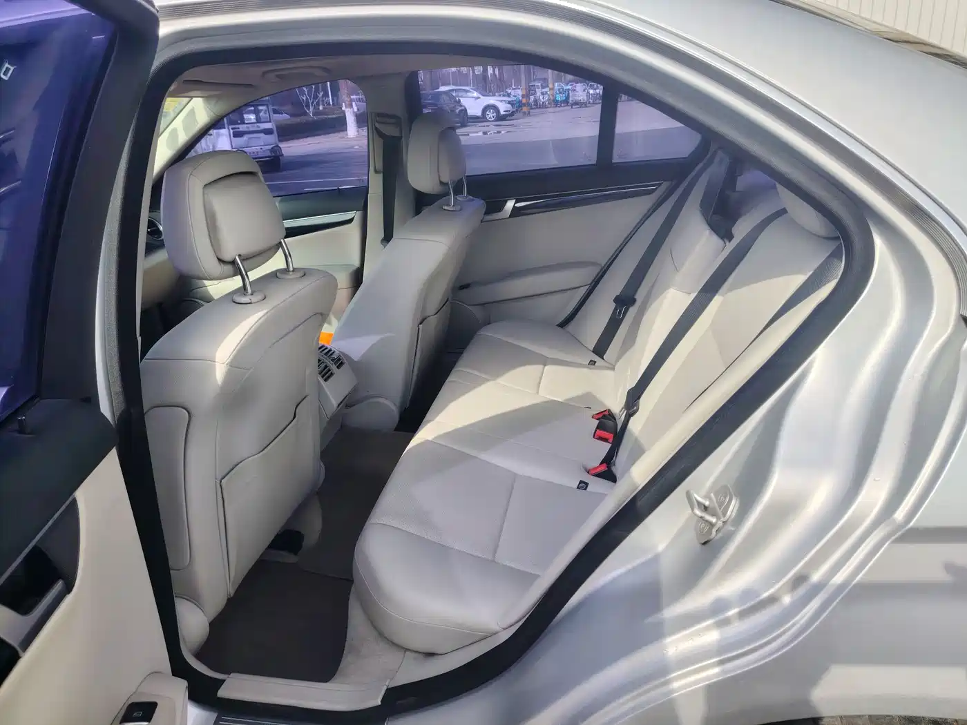 Mercedes-Benz C-Class 2011 C 180K Classic фото 15