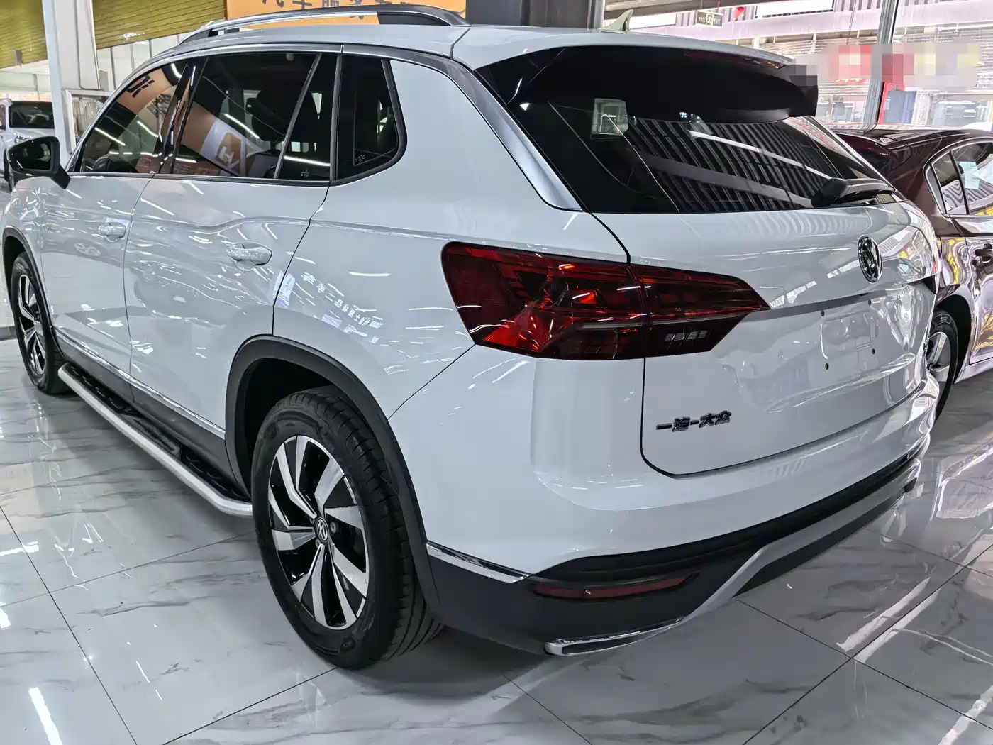 Volkswagen Tayron 2019 330TSI 2WD Luxury China VI фото 3