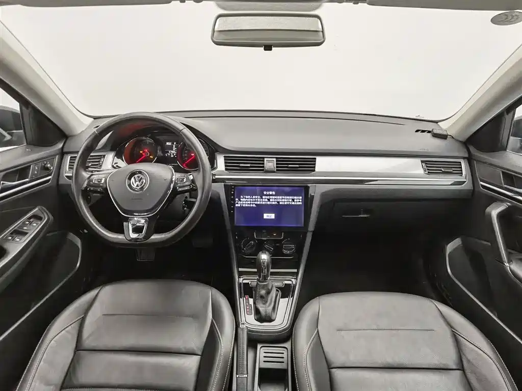 Volkswagen Bora 2016 Model 1.6L Automatic Comfort фото 5
