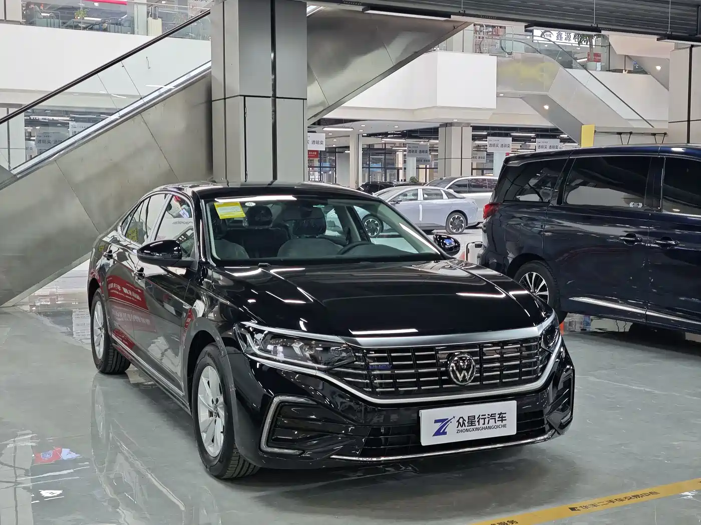 VOLKSWAGEN PASSAT NEW ENERGY