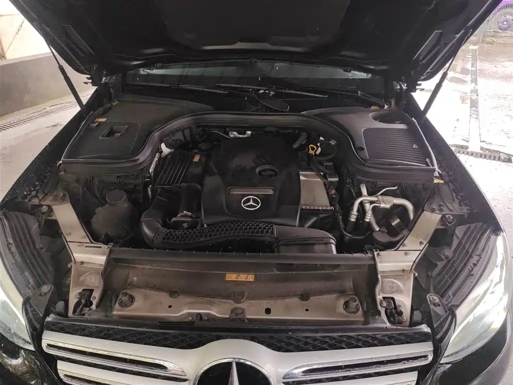 Mercedes-Benz GLC 2016 GLC 260 4MATIC Luxury фото 16