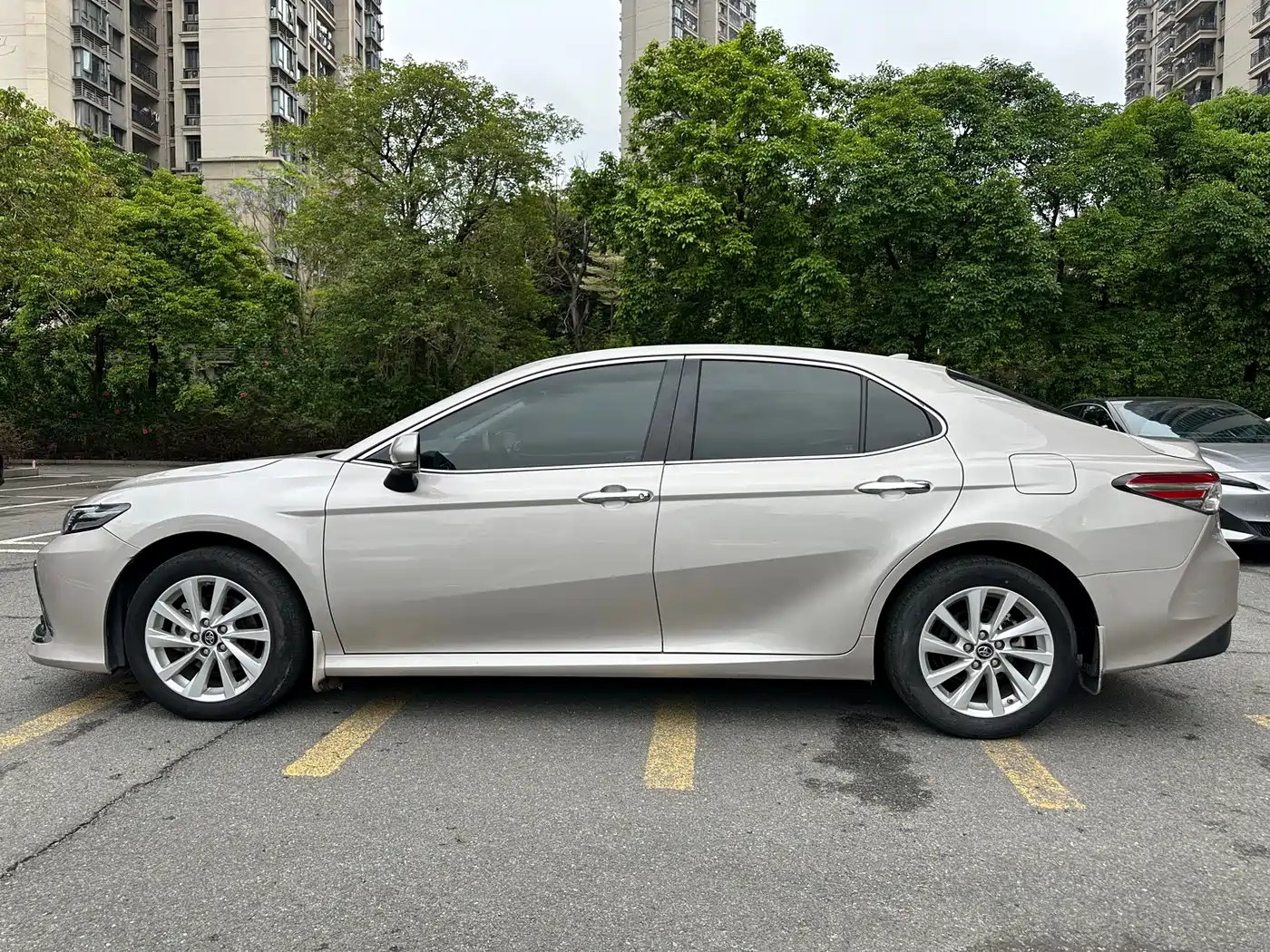 Toyota Camry 2021 2.0G Luxury Edition фото 7