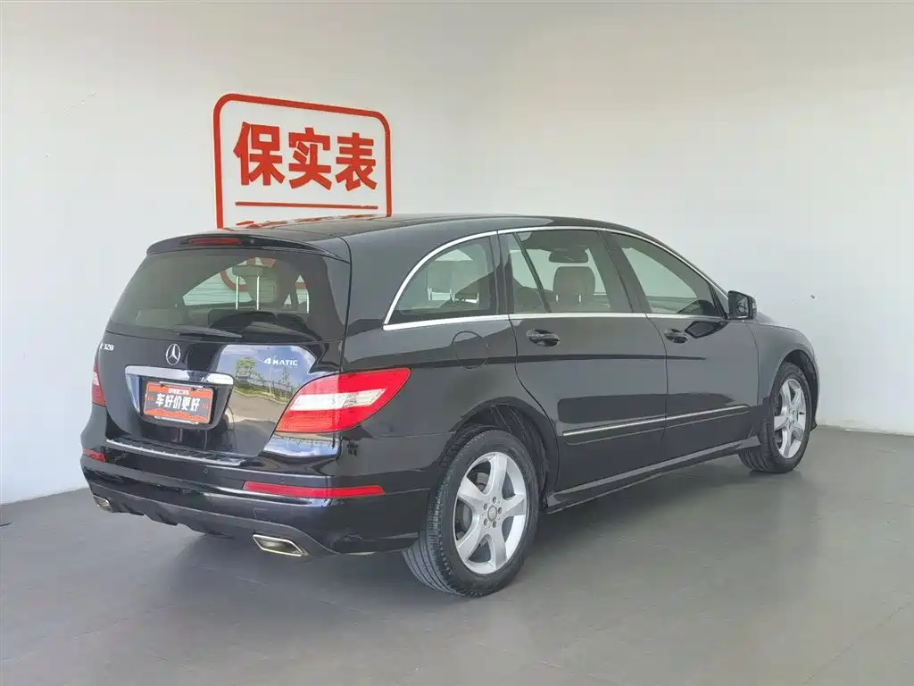 Mercedes-Benz R-Class 2015 R 320 4MATIC Luxury фото 2
