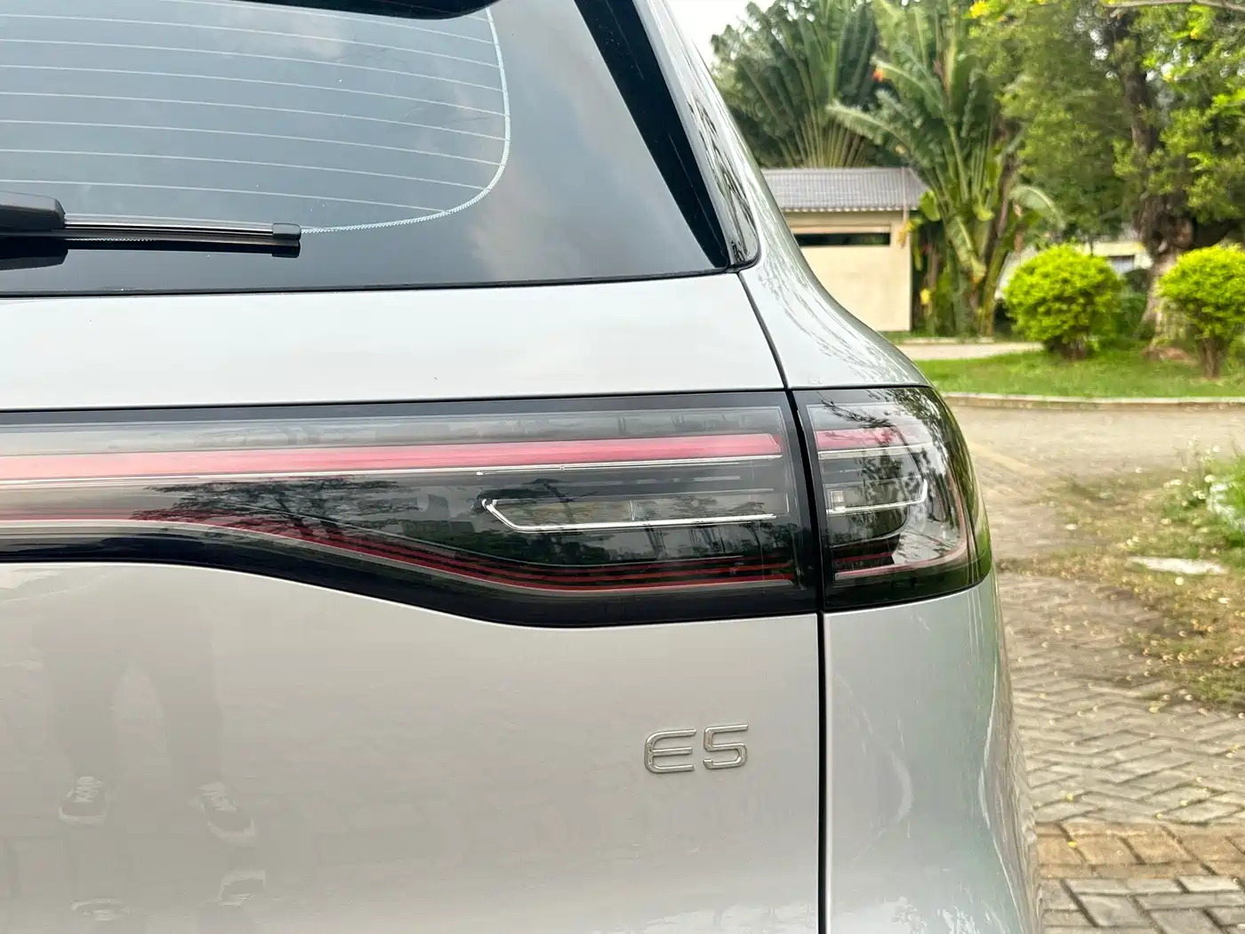 GEELY GALAXY GALAXY E5