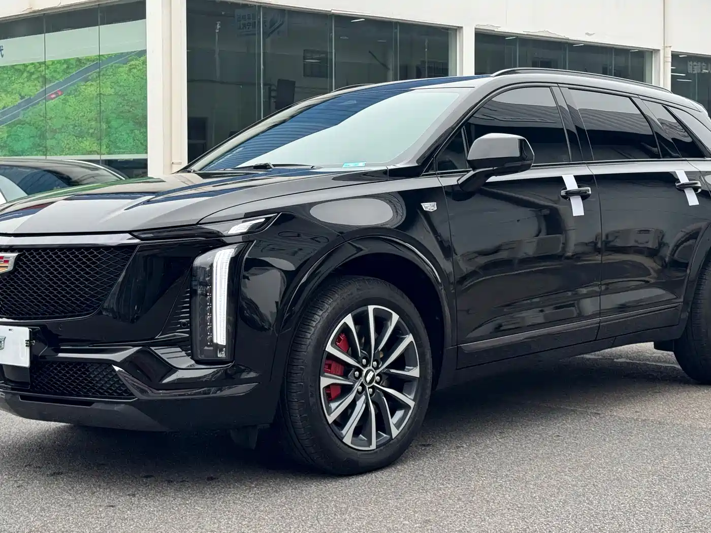 Cadillac XT5 2025 2.0T Premium Model фото 2