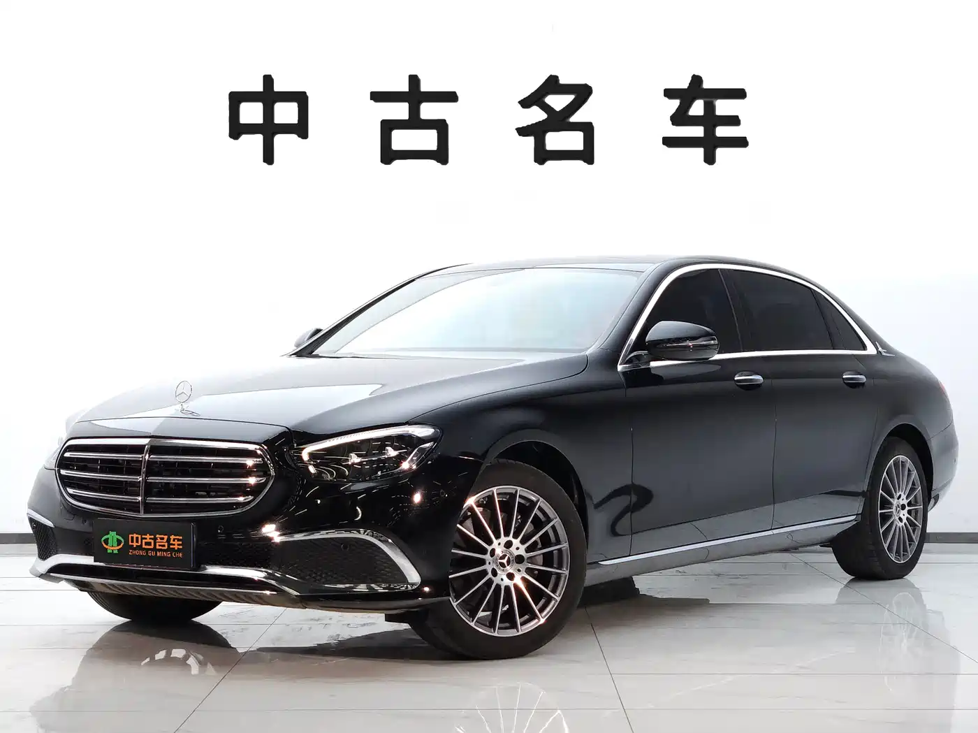 Фото 1 - Mercedes-Benz E-Class
