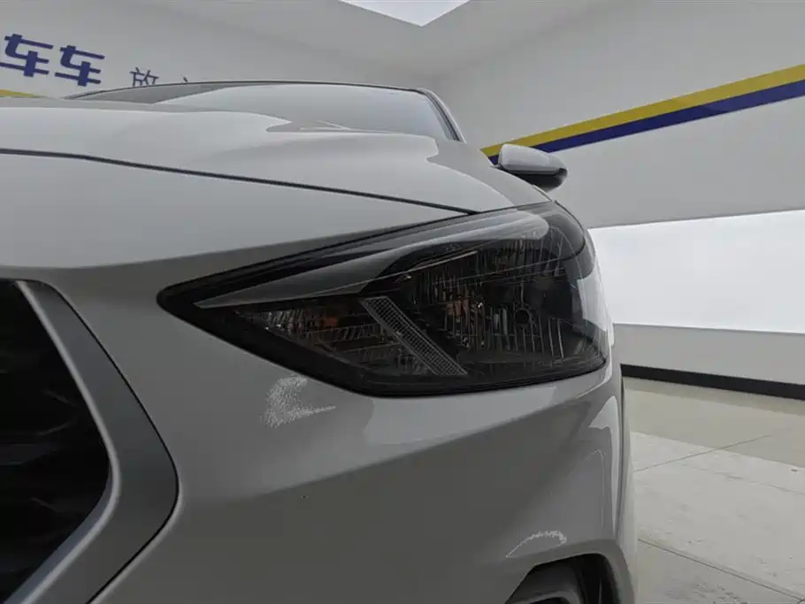 Hyundai Elantra 2020 1.6L Auto GL Pleasing Edition фото 5