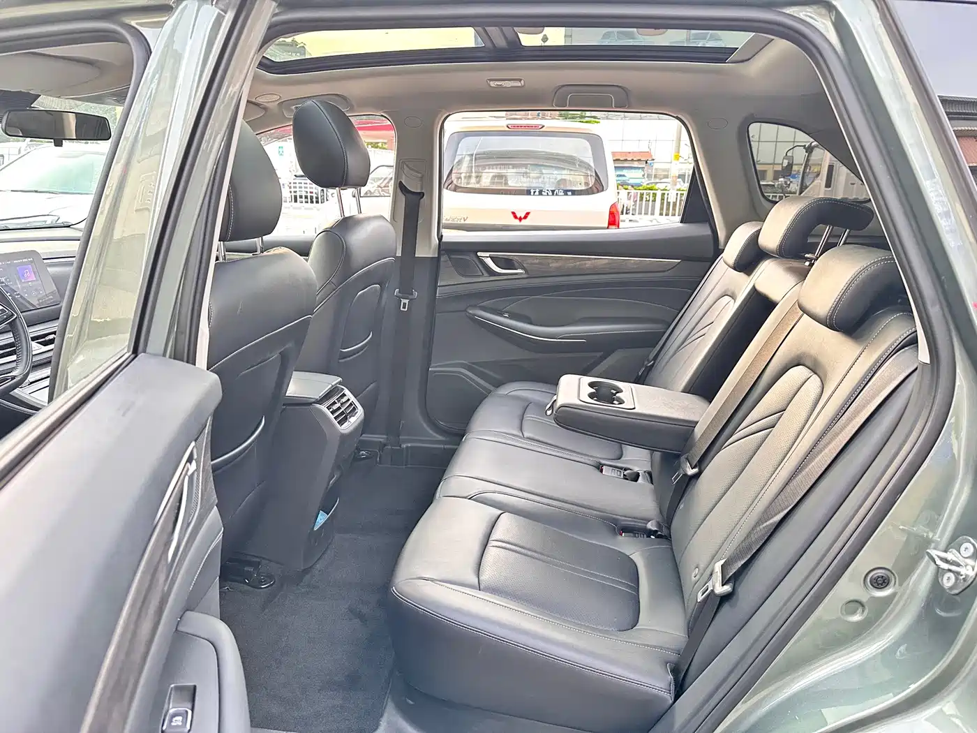 Landian E5 2024 2024 Glory Edition 100KM Ultimate Type 5-Seater