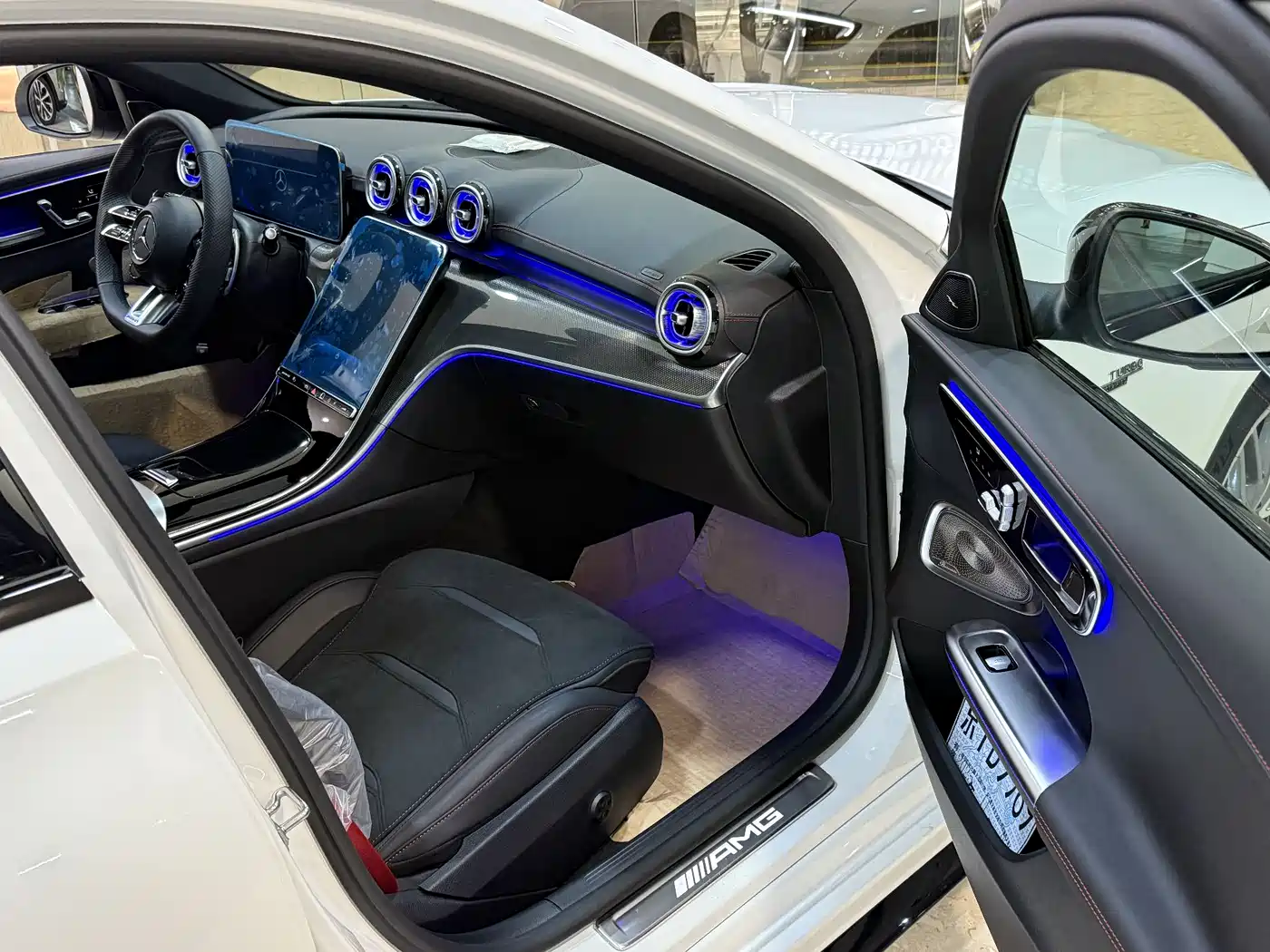 Mercedes-Benz C-Class AMG 2024 AMG C 43 4MATIC фото 4