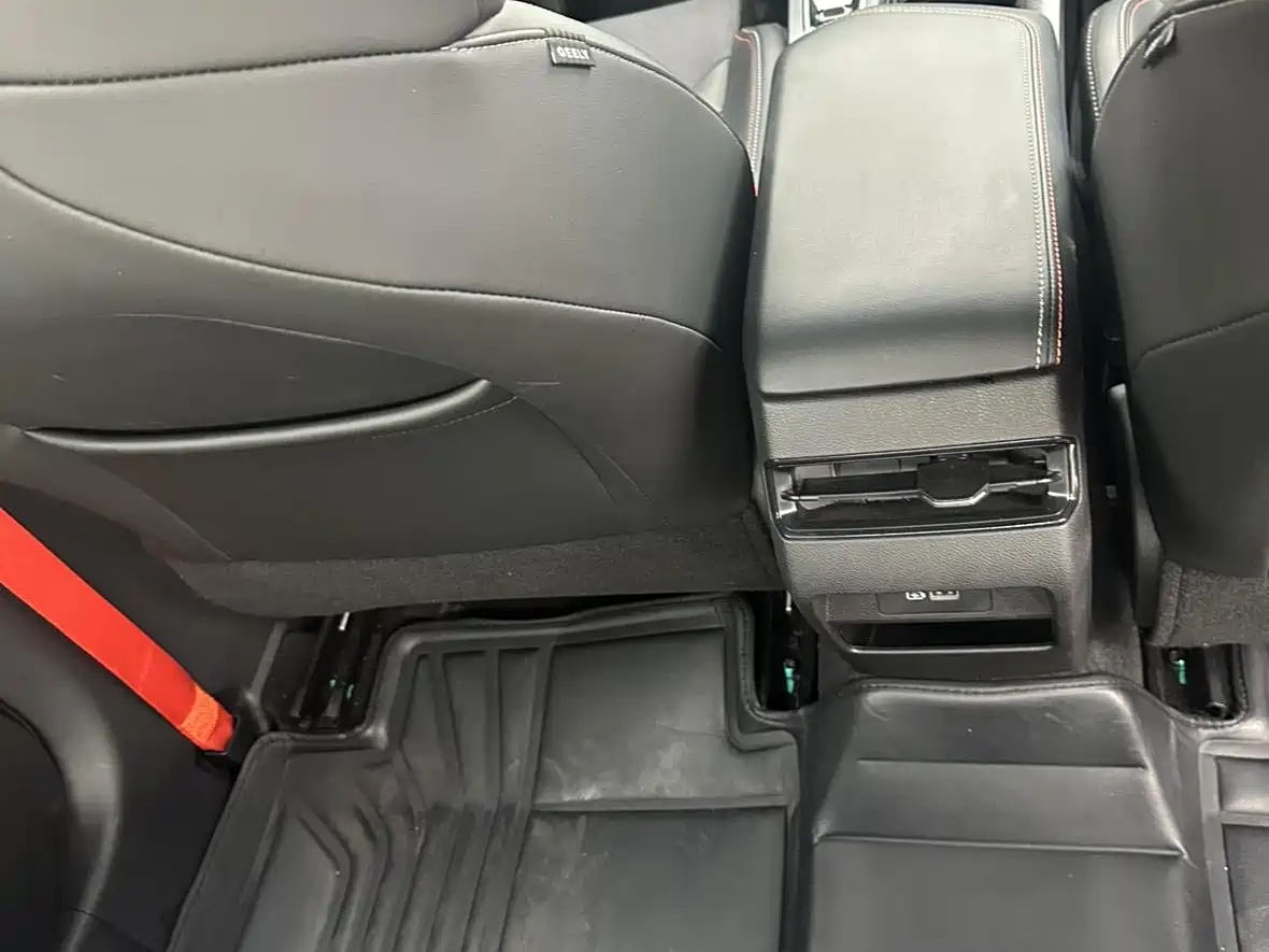 GEELY AUTOMOBILE BINRUI