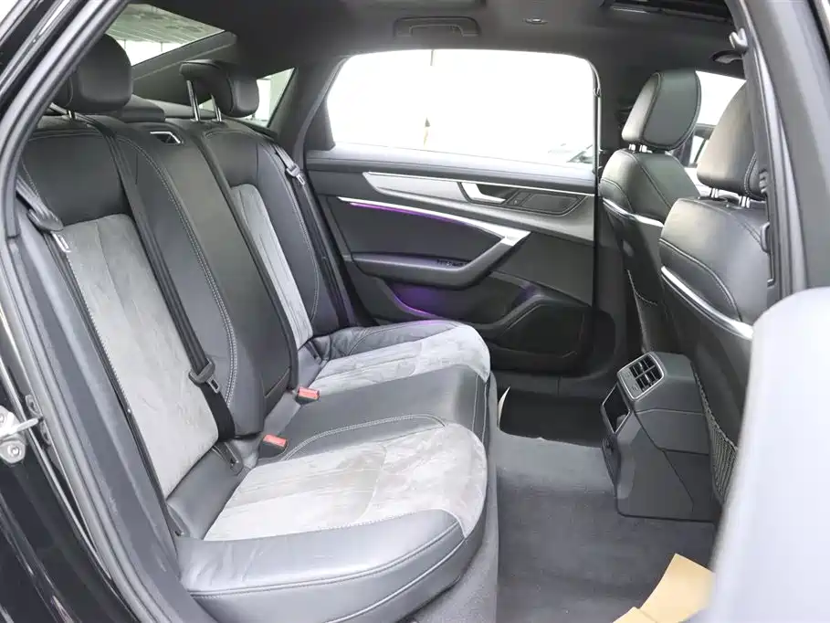 Audi A6L 2020 45 TFSI Premium Dynamic фото 19