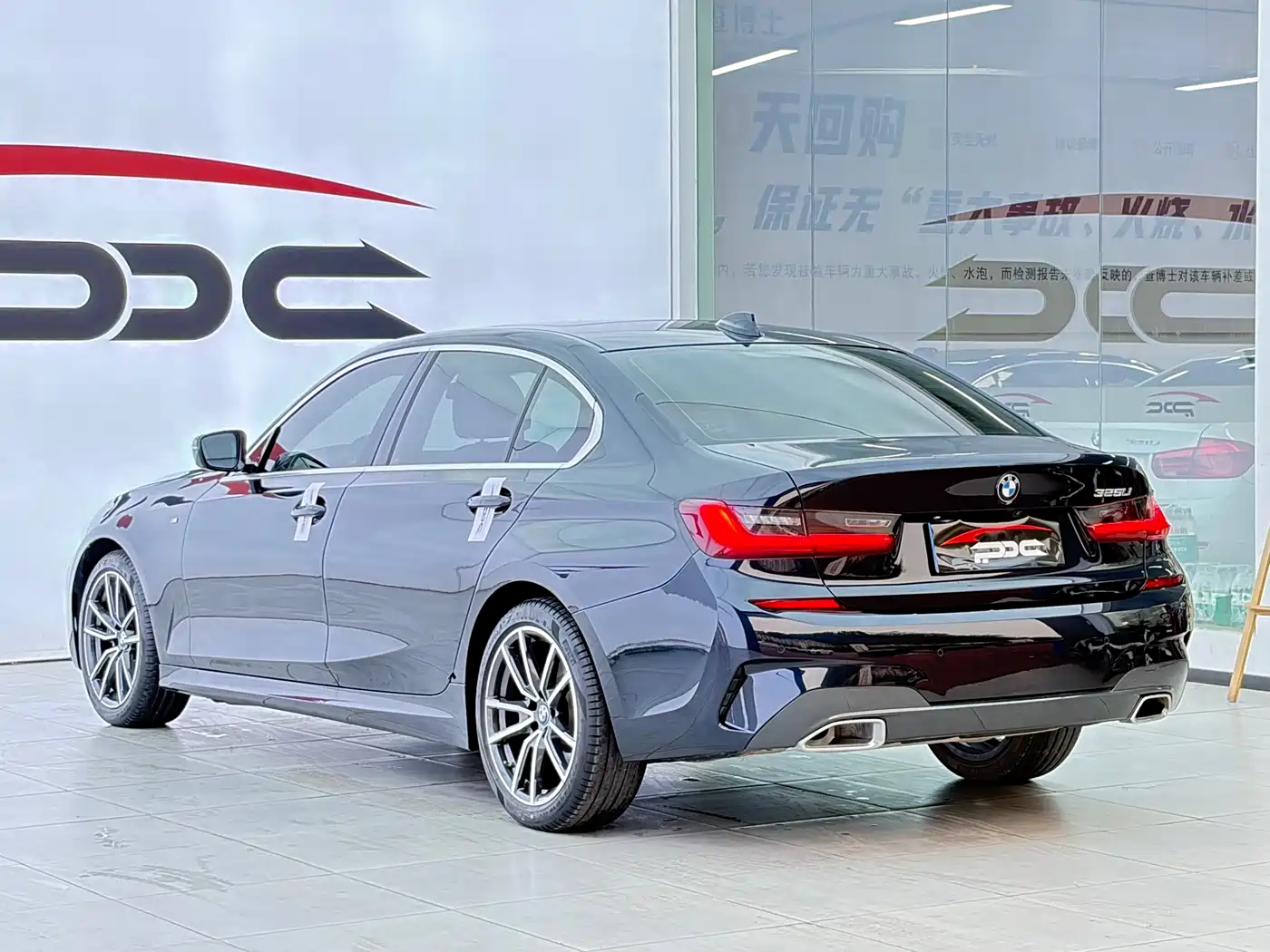 BMW 3 Series 2021 325Li M Sport Package фото 22