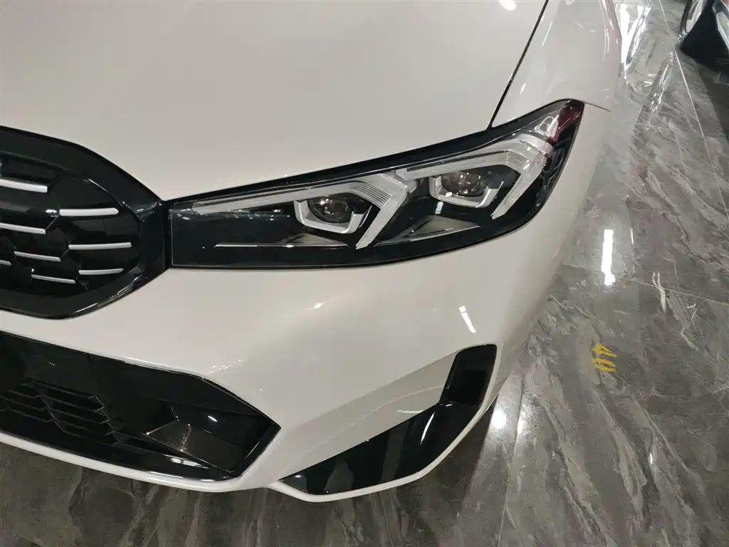 BMW 3 Series 2024 325Li M Sport Shadowline Package фото 24