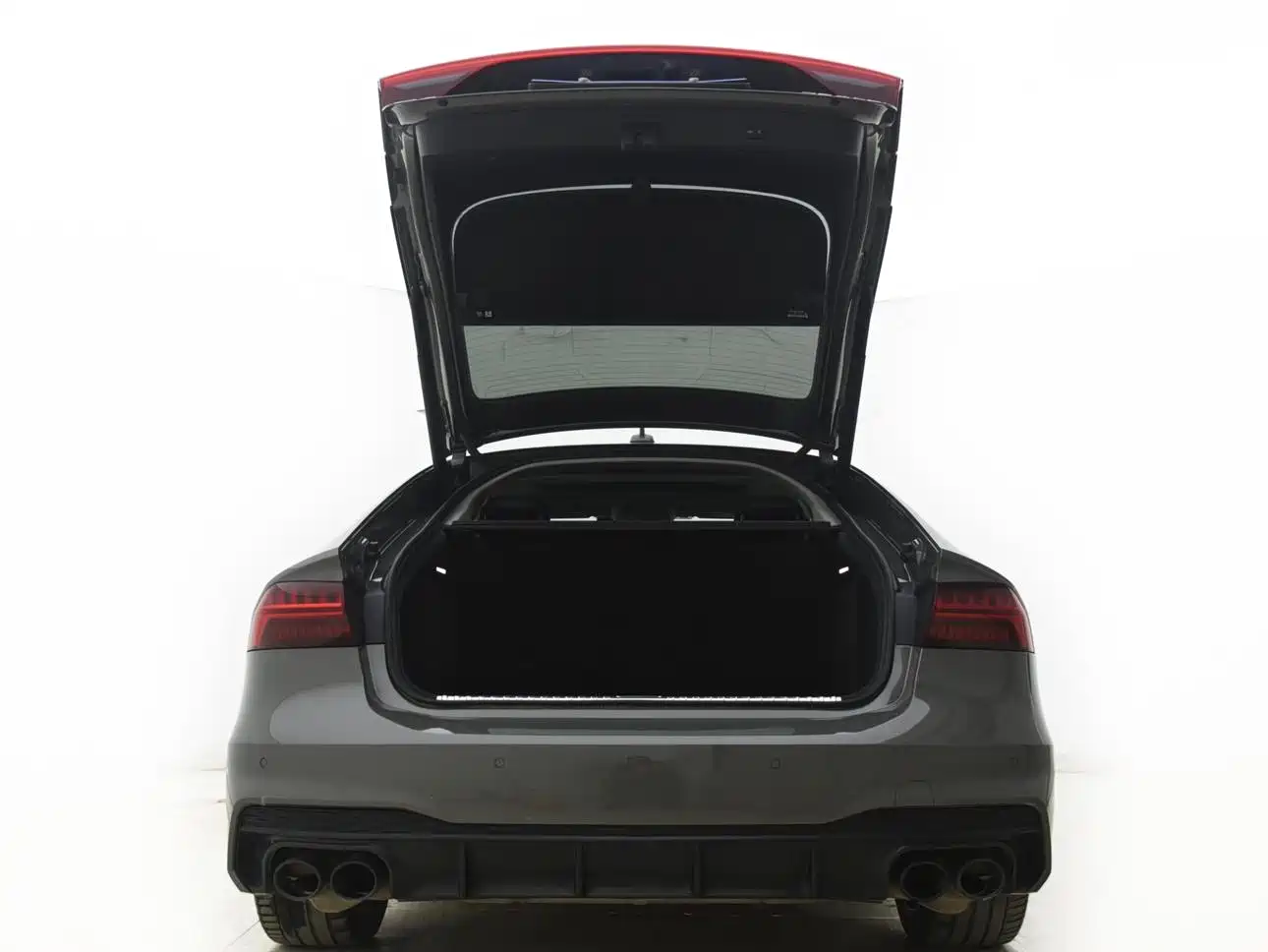 Audi A7 2023 Model 45 TFSI Premium Selection Edition фото 6