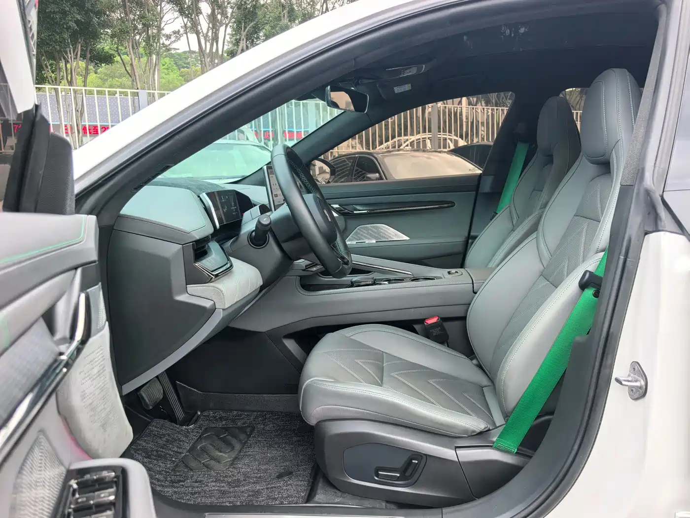 ZEEKR EXTREME KRYPTON 001