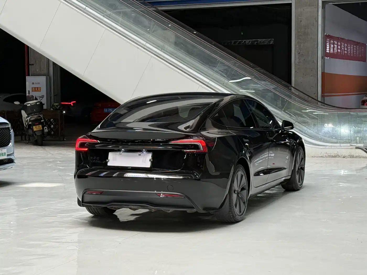 Tesla Model 3 2026 2025 Model Long Range Rear-Wheel Drive