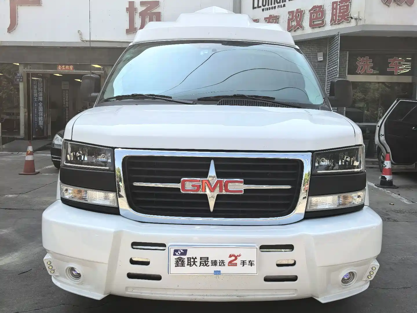 Фото 13 - GMC Savana