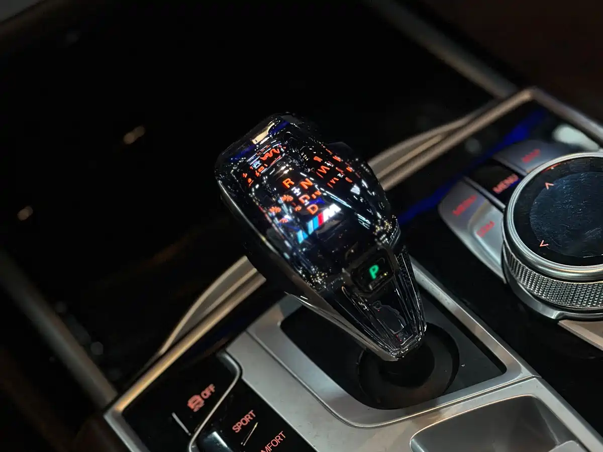 BMW 7 Series 2021 Model 740Li xDrive Executive Luxury Package фото 14