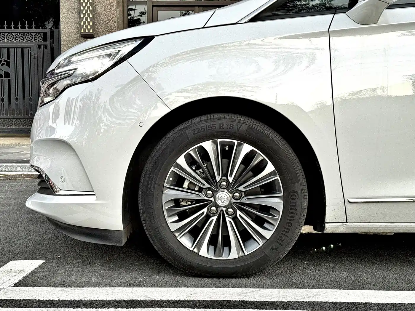 Buick GL8 2022 ES Landmark 653T Luxury фото 21