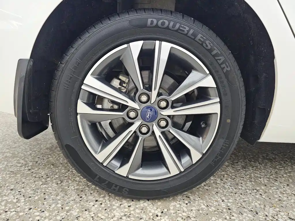 Ford Escort 2022 2021 1.5L Automatic Diamond Edition