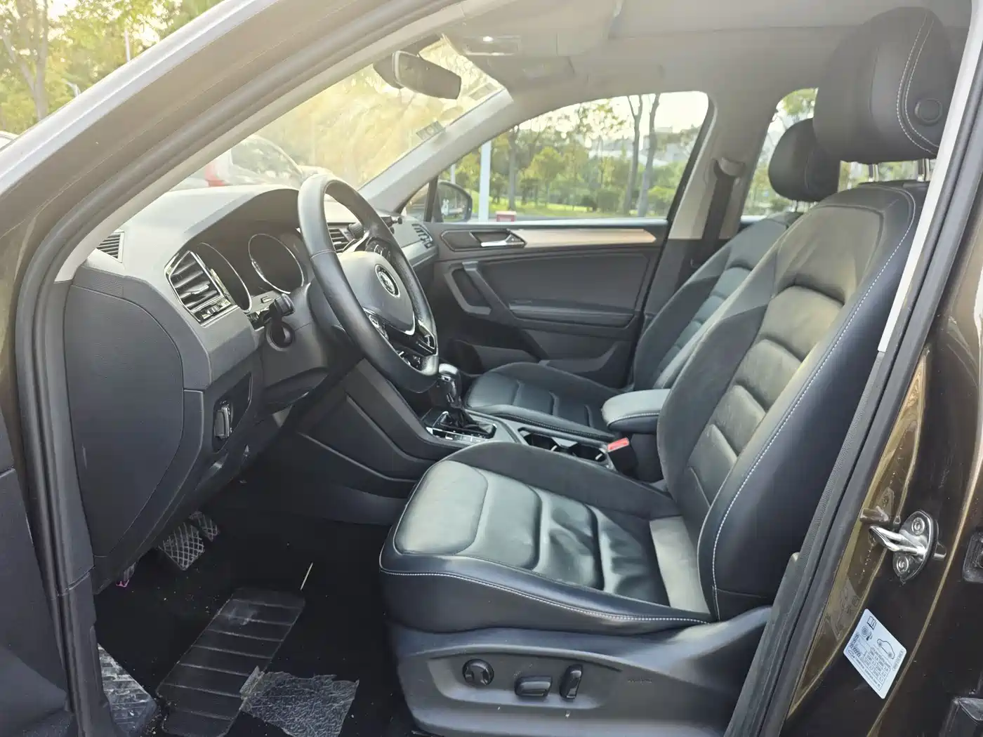 Volkswagen Tiguan L 2018 380TSI Automatic AWD Luxury Edition фото 5