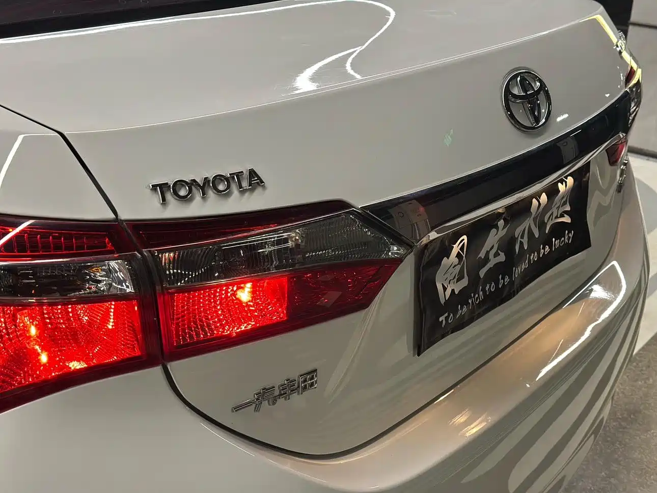 Toyota Corolla 2017 Facelift 1.2T S-CVT GL фото 19