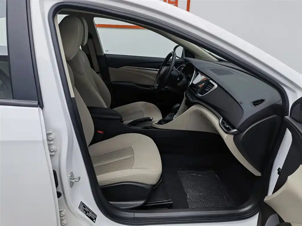 Buick Excelle 2018 15T DCT Progressive (China V) фото 23