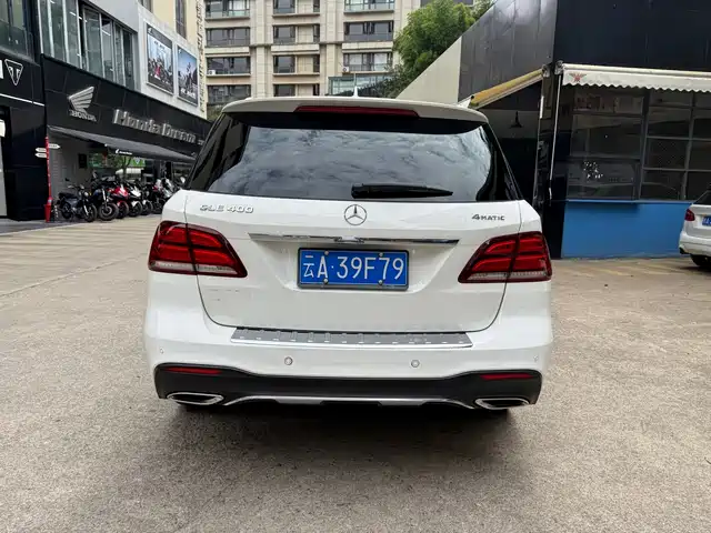 Mercedes-Benz GLE 2017 GLE 400 4MATIC — фото 4