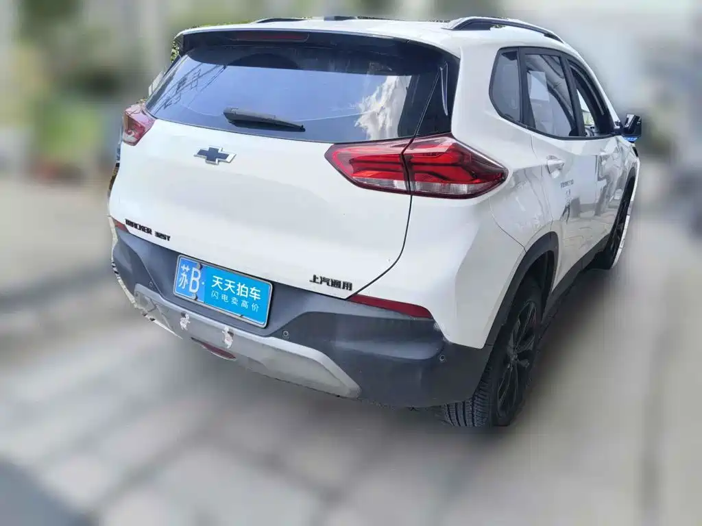 Фото 2 - Chevrolet Trax