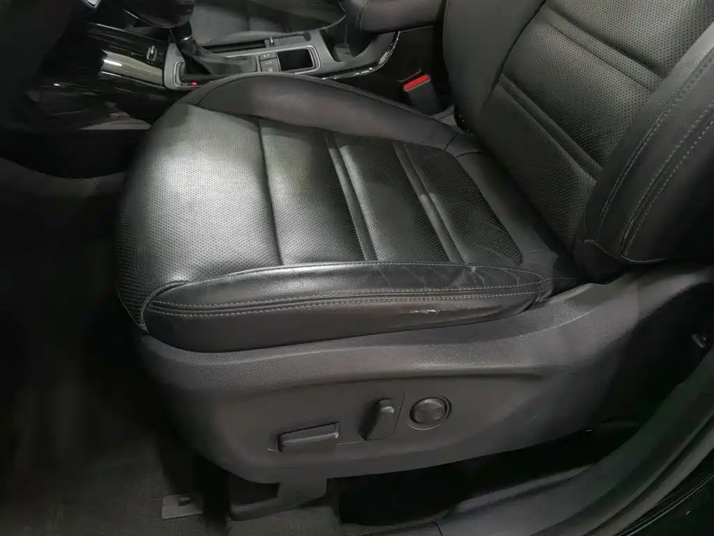 Kia Sorento 2015 Sorento L 2.4L Gasoline 4WD Elite 7-Seater China V фото 20