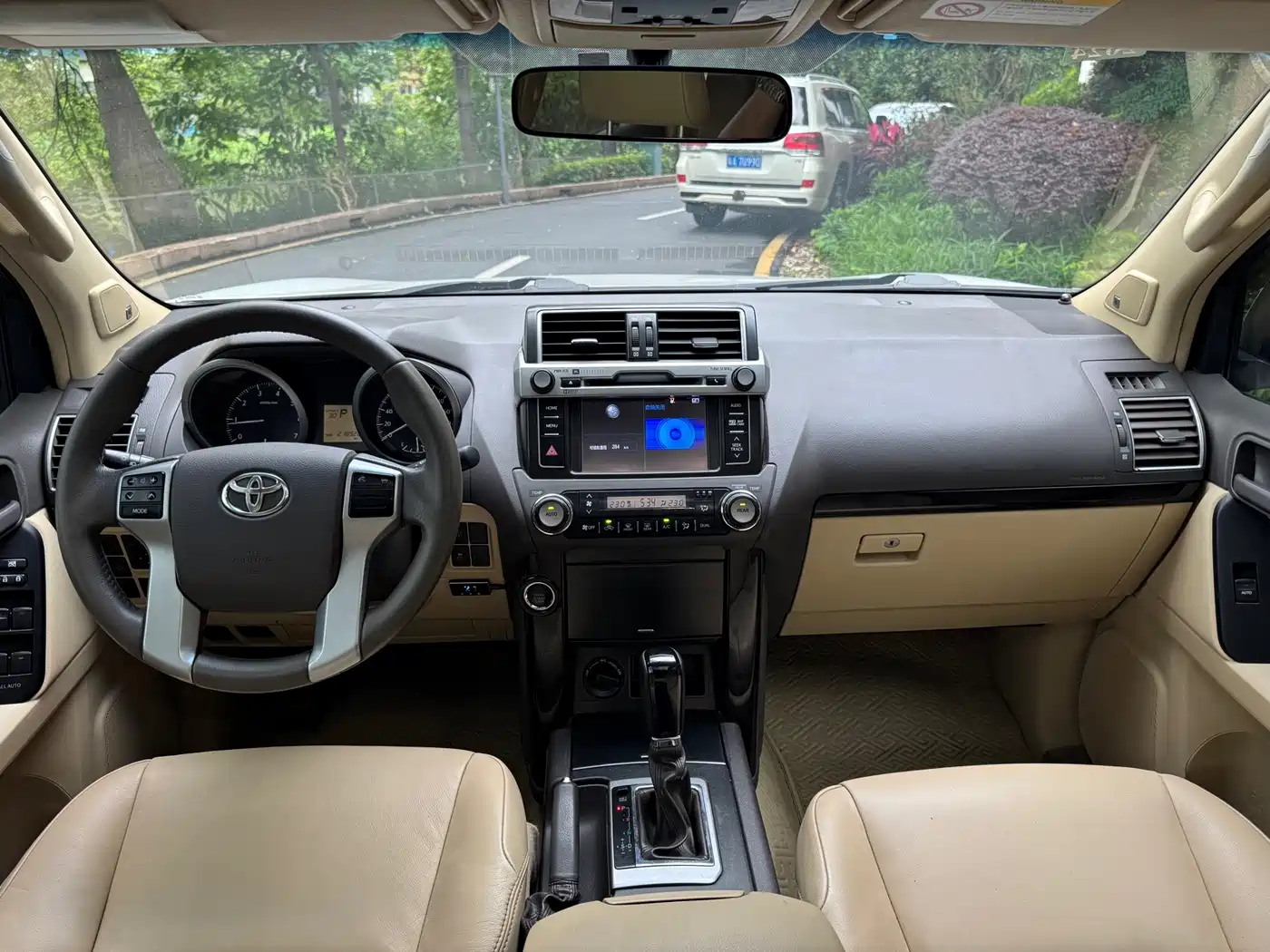 Фото 9 - Toyota Prado