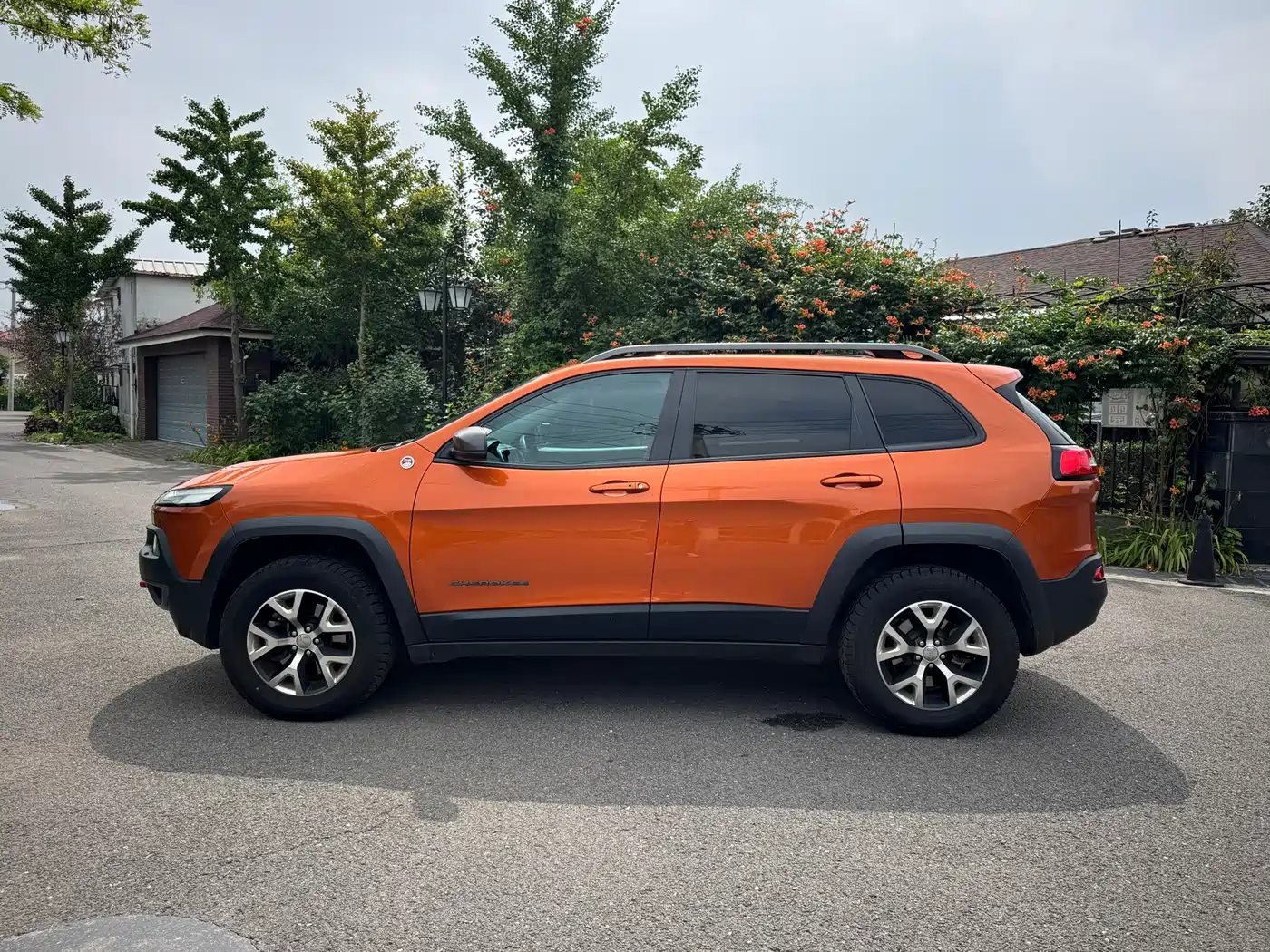 Jeep Cherokee (Import) 2014 2014 3.2L High Performance