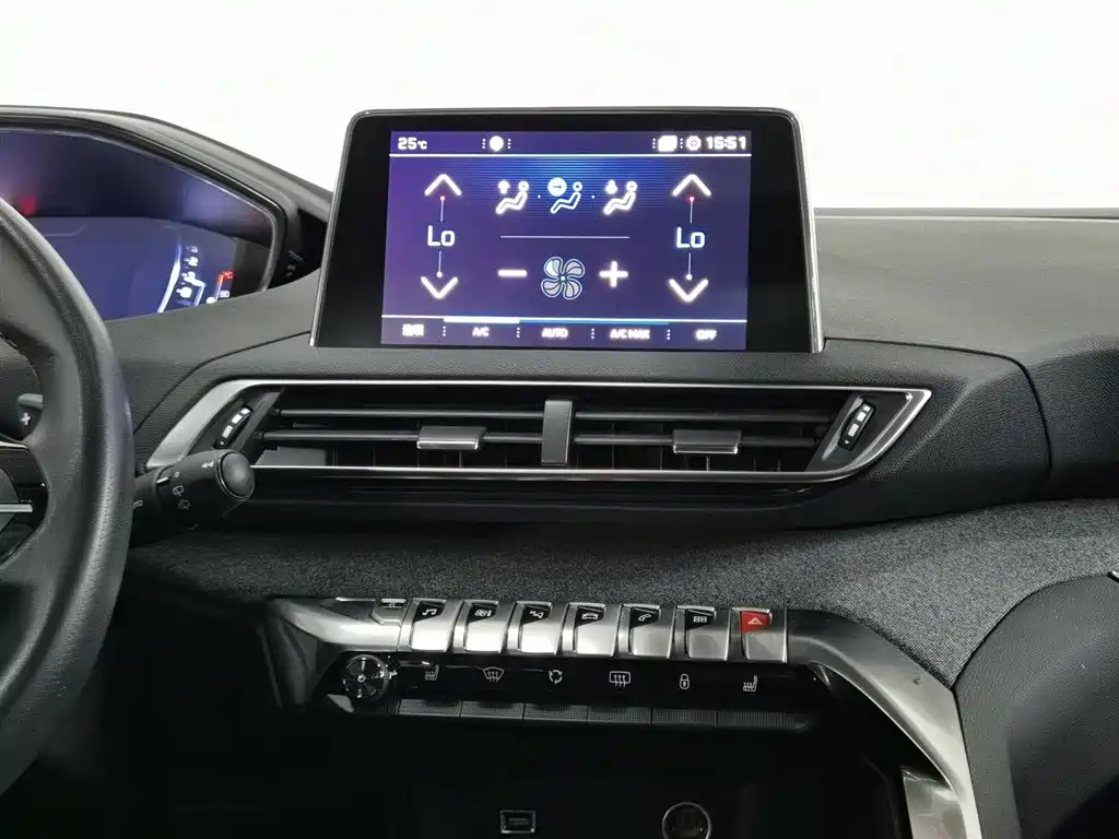 Peugeot 5008 2017 380THP 7-seat Luxury Edition фото 12