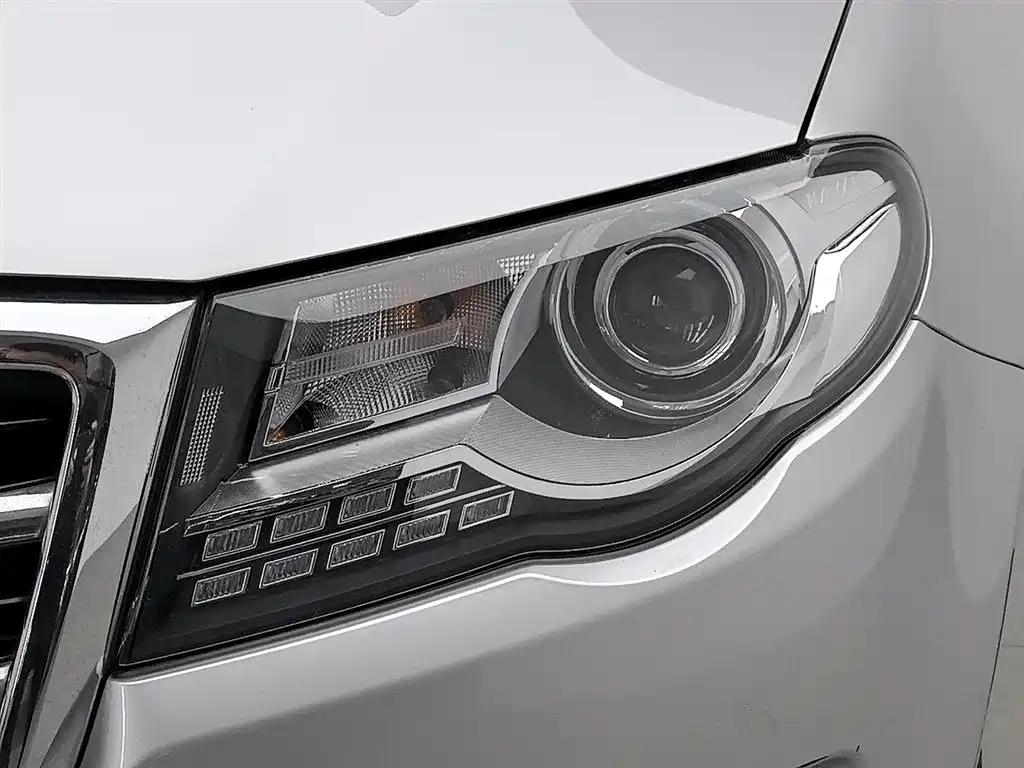 Haval H8 2015 2.0T 2WD Standard фото 7