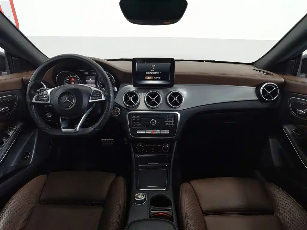 Mercedes-Benz CLA (Import) 2016 Facelift CLA 260 4MATIC фото 5